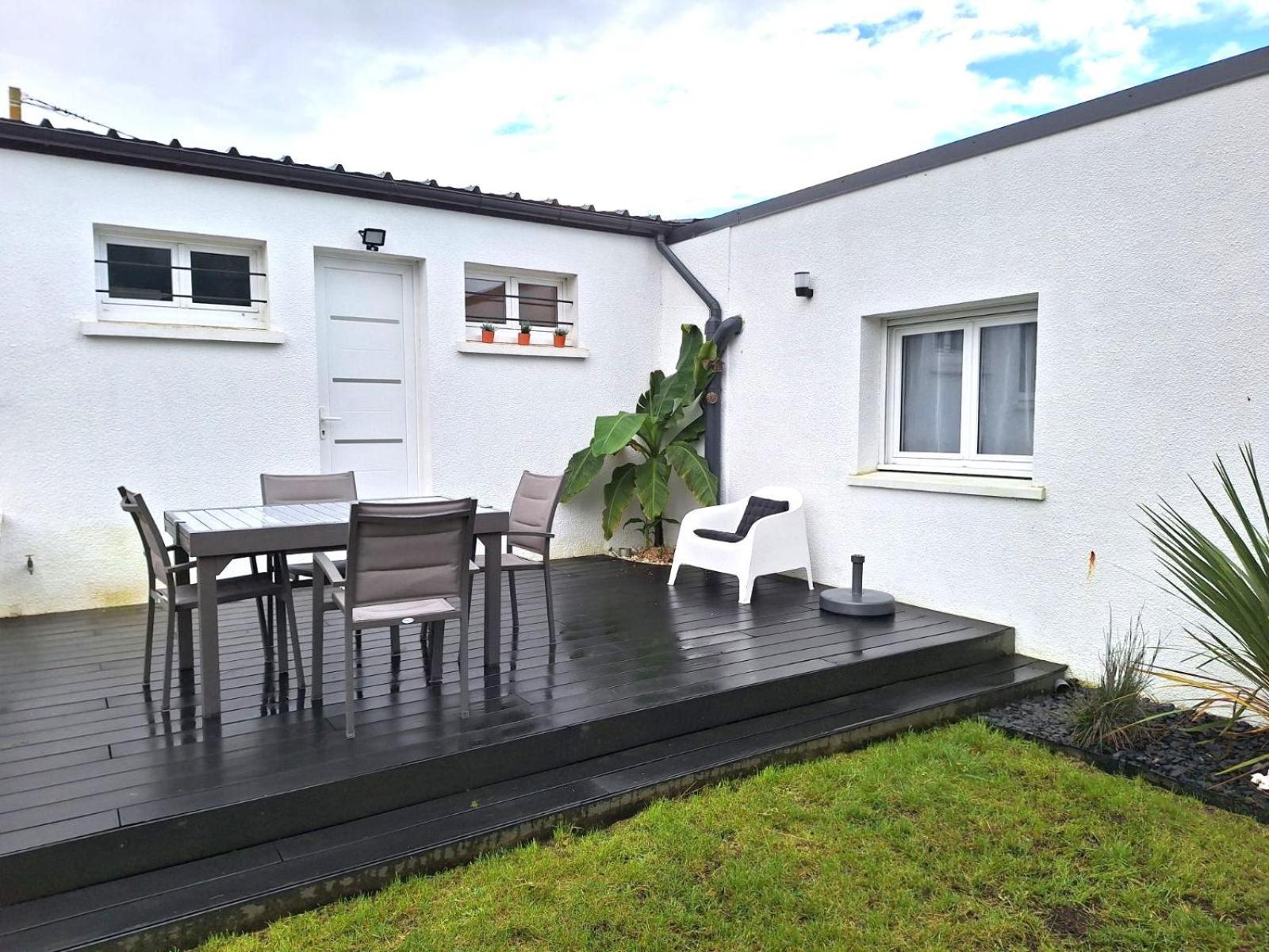 La Villa Kikifil, Bord De Mer Saint-Germain-sur-Ay Exterior foto